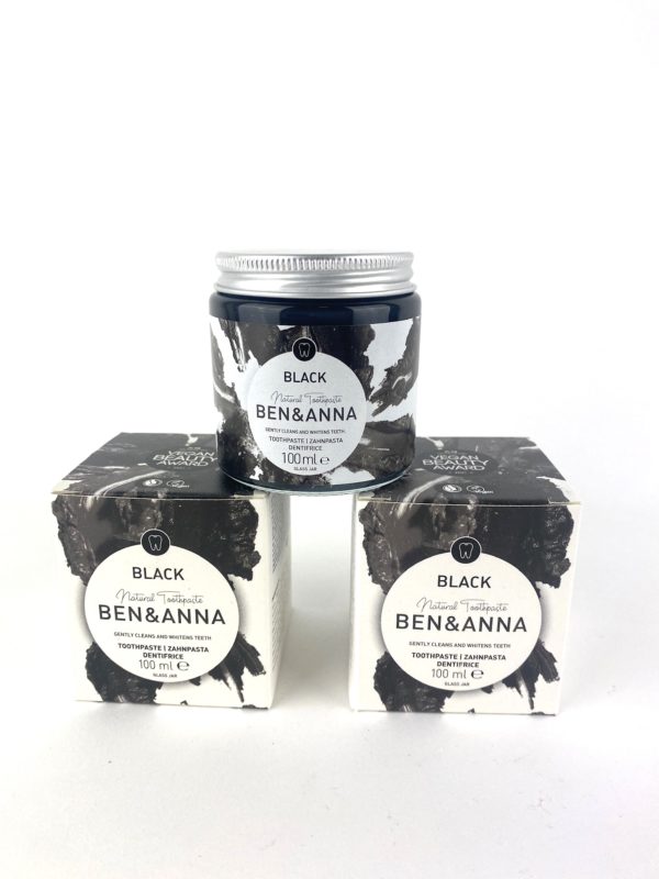 Čierna prírodná zubná pasta v skle 100ml - BEN&ANNA